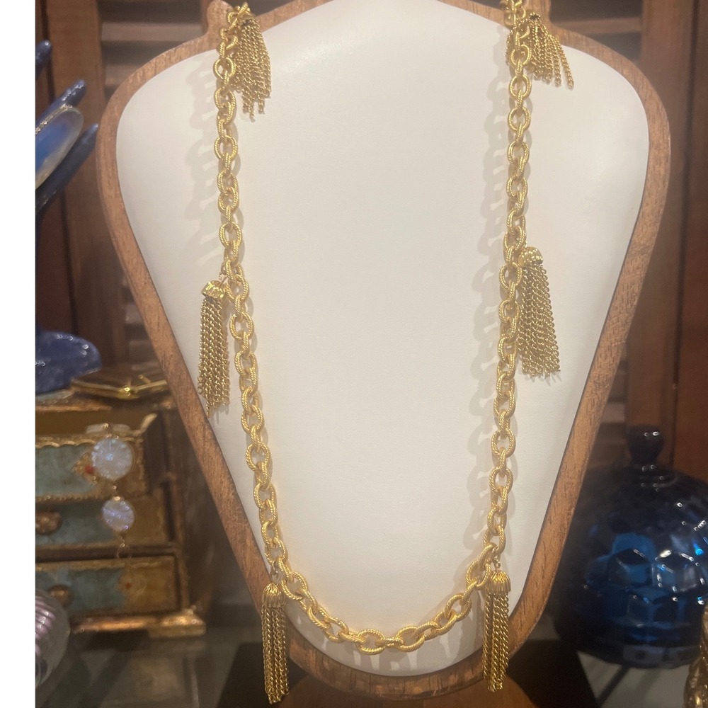 Vtg Gold Tone Chunky Chain Tassel Statement Necklace or Belt 32 Inch - Picture 4 of 5